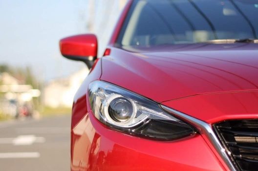 マツダのMAZDA3でバッテリー上がりが！確認して適切な対処を