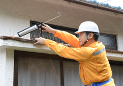 鳩駆除業者とアフターフォローのイメージ