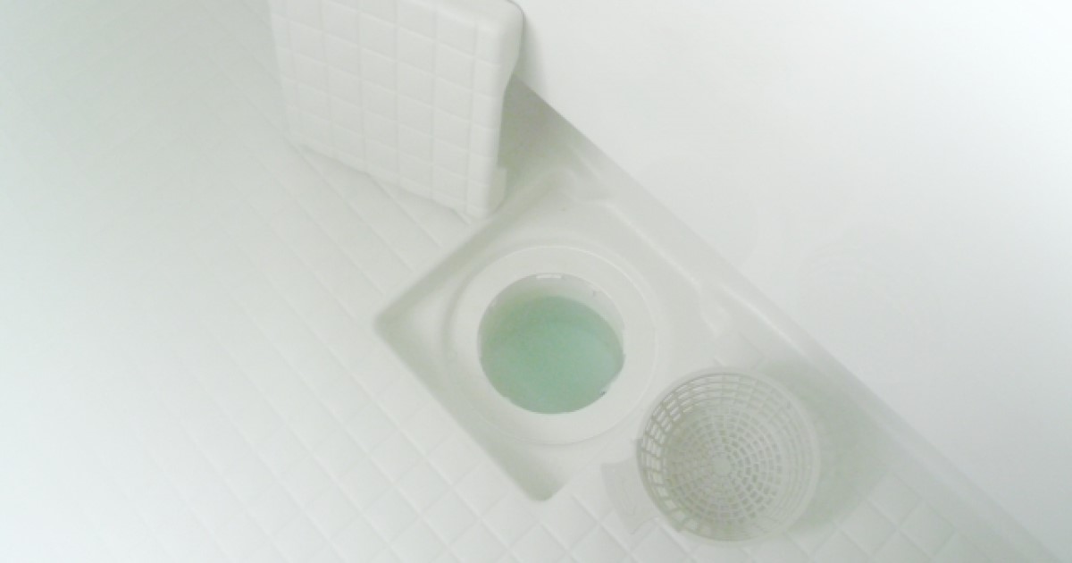 お風呂の排水溝が臭い！汚れやつまり、悪臭をゴッソリ落とす掃除方法
