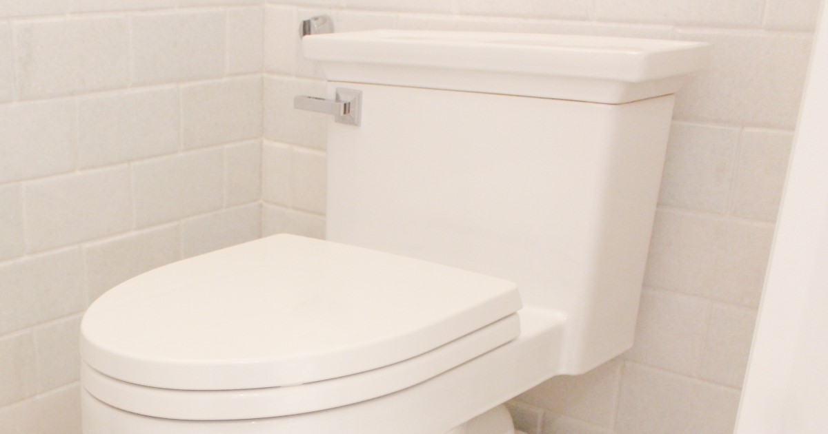 トイレタンク底から水漏れはパッキン交換で解消！原因・対処方法紹介